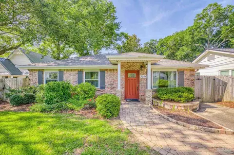3281 E Brainerd St, Pensacola, FL 32503