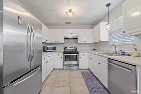Kitchen - 1237 Plata Canada Dr, Cantonment, FL 32533 photo 1 of 1