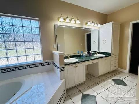 Bath - 5653 Derby Dr, Pace, FL 32571 photo 3 of 4
