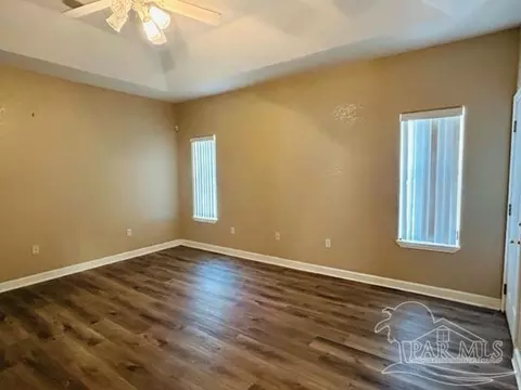 Living - 5653 Derby Dr, Pace, FL 32571 photo 4 of 4
