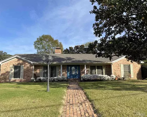 4880 Francisco, Pensacola, FL 32504