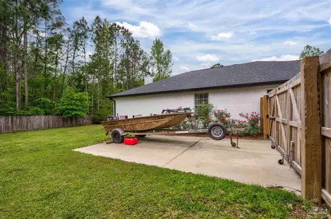 5469 Stafford Cir, Pace, FL 32571 photo 9