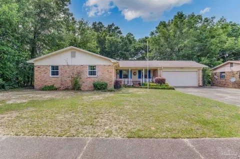 5545 Leesway Blvd, Pensacola, FL 32504