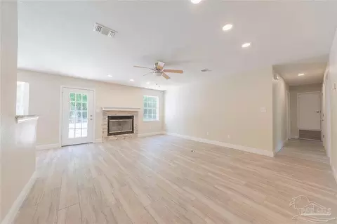 5100 Rowe Trl, Pace, FL 32571 photo 3