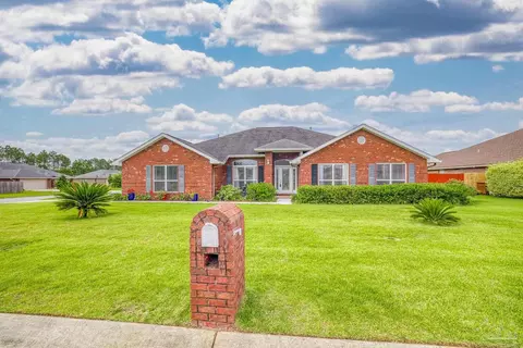 4865 Endeavor Ct, Milton, FL 32570