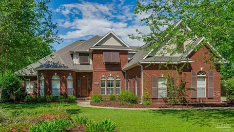 18 Rockwood Rd, Pensacola, FL 32514