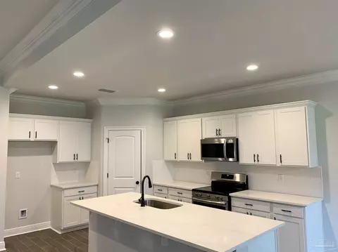 5387 Adeline Cir 7-c #7-C ( ), Pace, FL 32571 photo 3