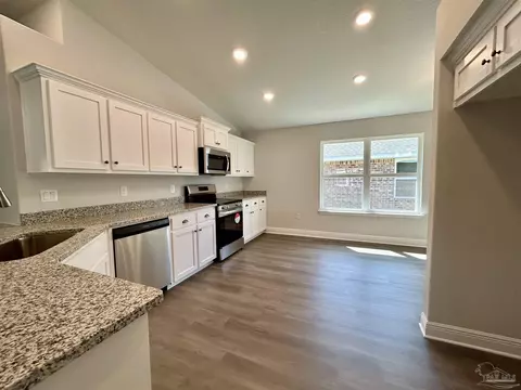 12115 Emerald Heights Ln #8B, Pensacola, FL 32506