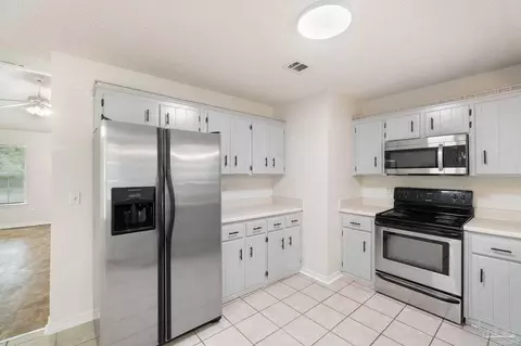 Kitchen - 5419 Barcelona St, Pace, FL 32571 photo 2 of 3