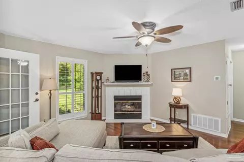 5236 Rowe Trl, Pace, FL 32571 photo 9