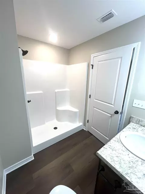 Bath - 4090 Charles Cir, Pace, FL 32571 photo 3 of 3