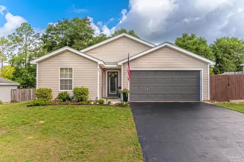 83 Timber Wind Dr, Defuniak Springs, FL 32433