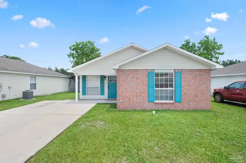 424 Shadow Way Ln, Pensacola, FL 32506