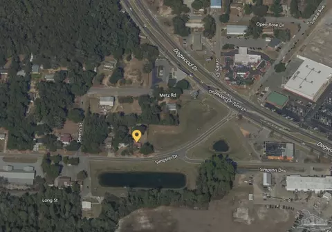 6422 Simpson Dr, Milton, FL 32570