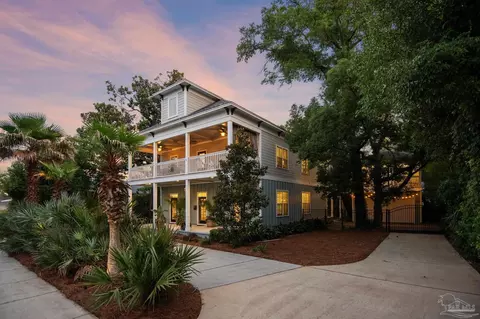 811 N Reus St, Pensacola, FL 32501