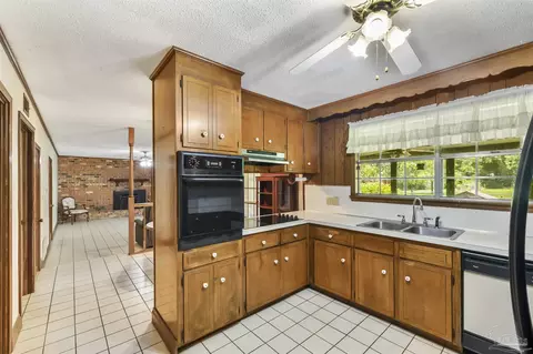 2510 Jeter Rd, Cantonment, FL 32533 photo 10
