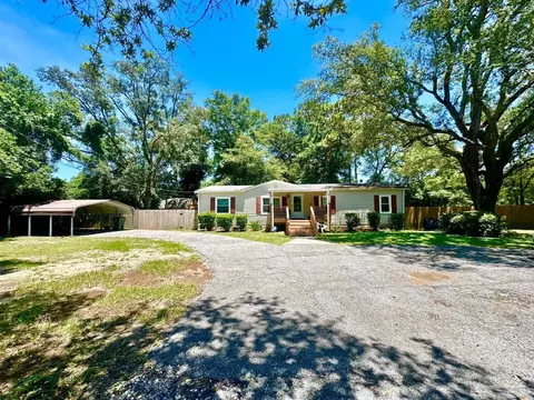 5816 Chicago Ave, Pensacola, FL 32526
