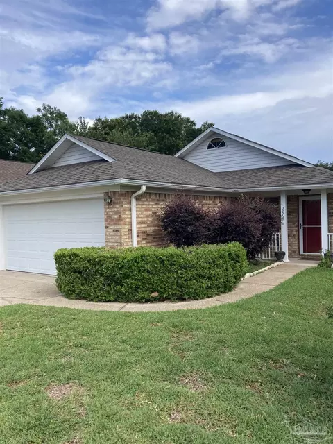 2004 Cambridge Cir, Pensacola, FL 32514