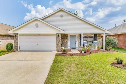 4979 Genevive Ct, Pensacola, FL 32526