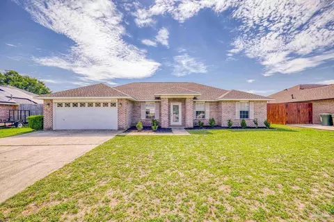 577 Batten Blvd, Pensacola, FL 32507