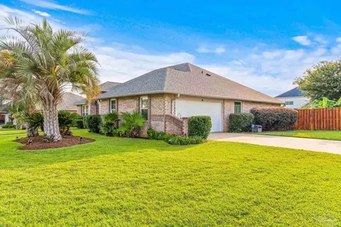 2528 Pine Forest Rd, Cantonment, FL 32533 photo 2