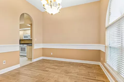 2528 Pine Forest Rd, Cantonment, FL 32533 photo 10