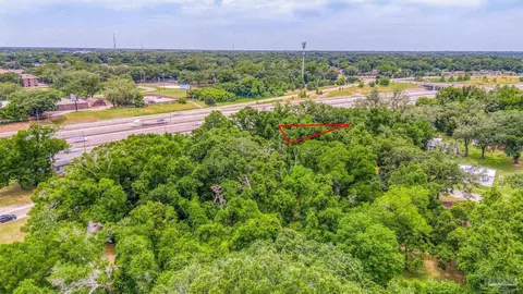 5616 Tamarack St, Pensacola, FL 32503