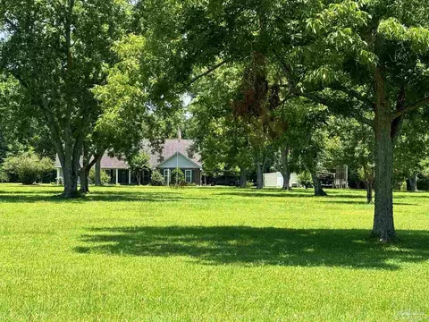 9820 Bridlewood Rd, Pensacola, FL 32526
