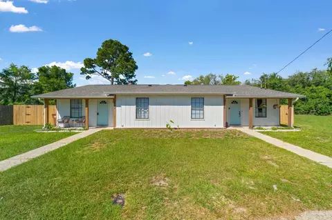 2842 2844 Villa Woods Cir, Gulf Breeze, FL 32563