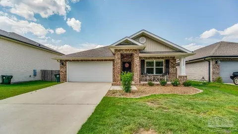 10576 Queens Gate Cir, Pensacola, FL 32506