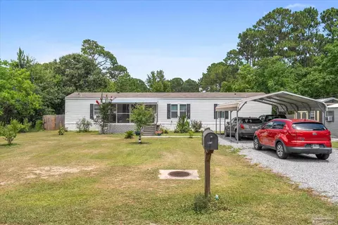 1964 Reagan Rd, Navarre, FL 32566