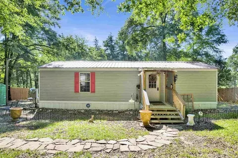 10278 Westlake Rd, Milton, FL 32583