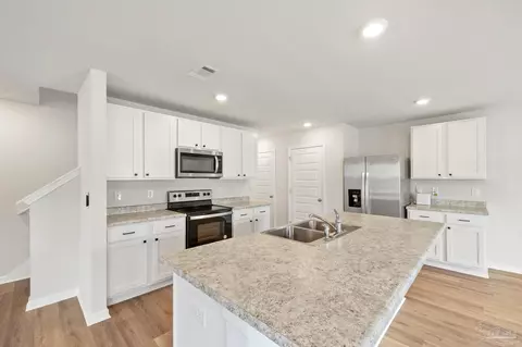 Kitchen - 4367 White Cedar Ct, Pace, FL 32571 photo 1 of 2