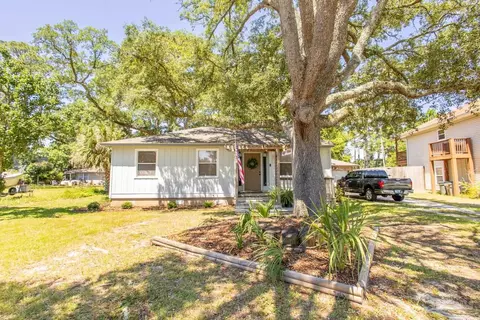 619 Sheppard Dr, Pensacola, FL 32507