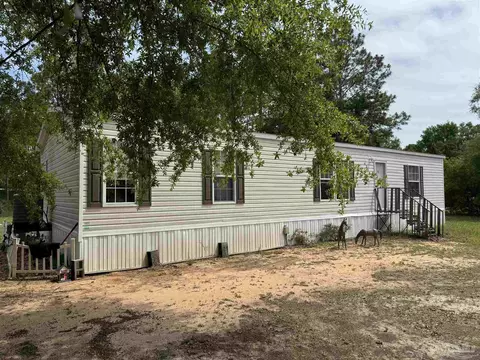 9318 Cornfield Way, Milton, FL 32583
