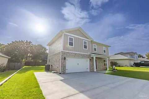 1937 Catamaran Dr, Navarre, FL 32566