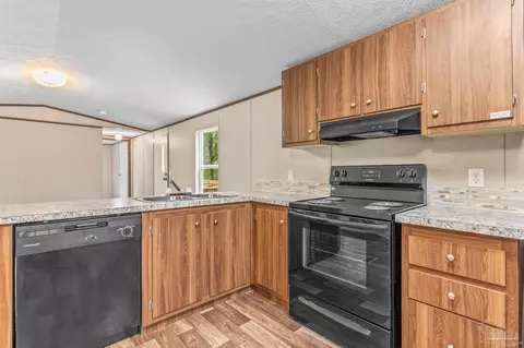 3908 Legend Creek Dr, Pace, FL 32571 photo 12
