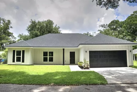 6943 Bittersweet Dr, Pensacola, FL 32506