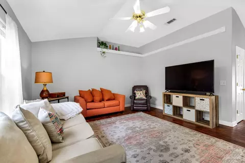 4060 Jacaranda Trc, Milton, FL 32583 photo 9