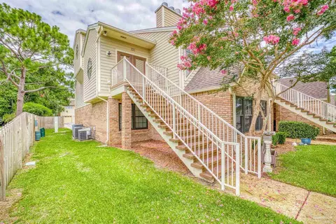 5001 Grande Dr #121, Pensacola, FL 32504