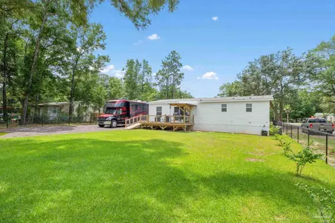 7904 Custom Ct, Milton, FL 32583 photo 27