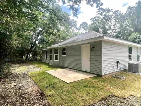 197 Pine St, Cantonment, FL 32533 photo 2