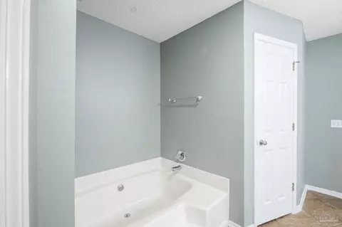 Bath - 5207 Deer Creek Dr, Pace, FL 32571 photo 3 of 4