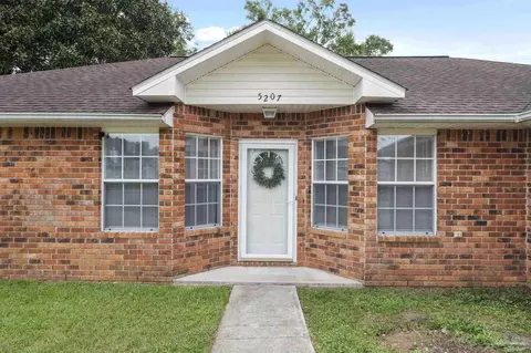 Exterior - 5207 Deer Creek Dr, Pace, FL 32571 photo 2 of 8