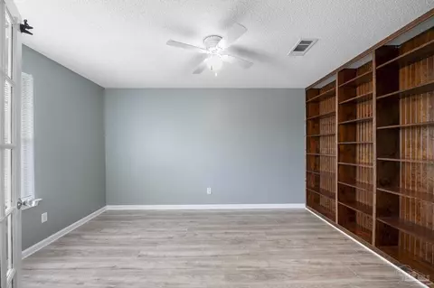 Living - 5207 Deer Creek Dr, Pace, FL 32571 photo 3 of 7
