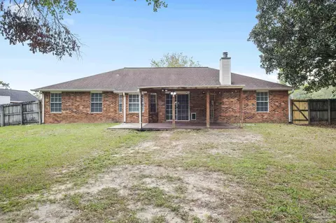 Exterior - 5207 Deer Creek Dr, Pace, FL 32571 photo 6 of 8