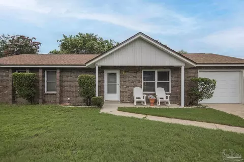 5711 Graymont Ln, Pensacola, FL 32526