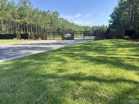001 Sage Forest Ln, Pace, FL 32571 photo 4