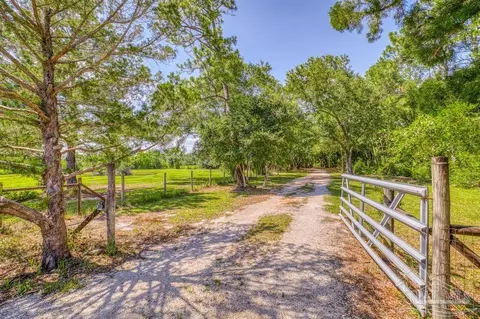 6638 Leepard Rd, Milton, FL 32583 photo 2