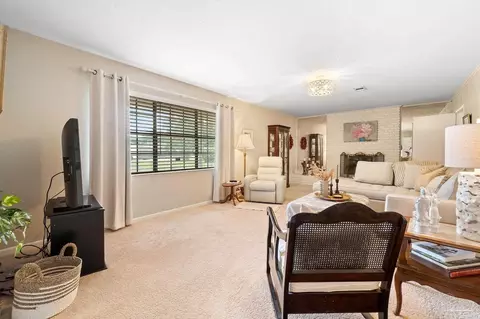 4647 Shadow Oak Dr, Pace, FL 32571 photo 6